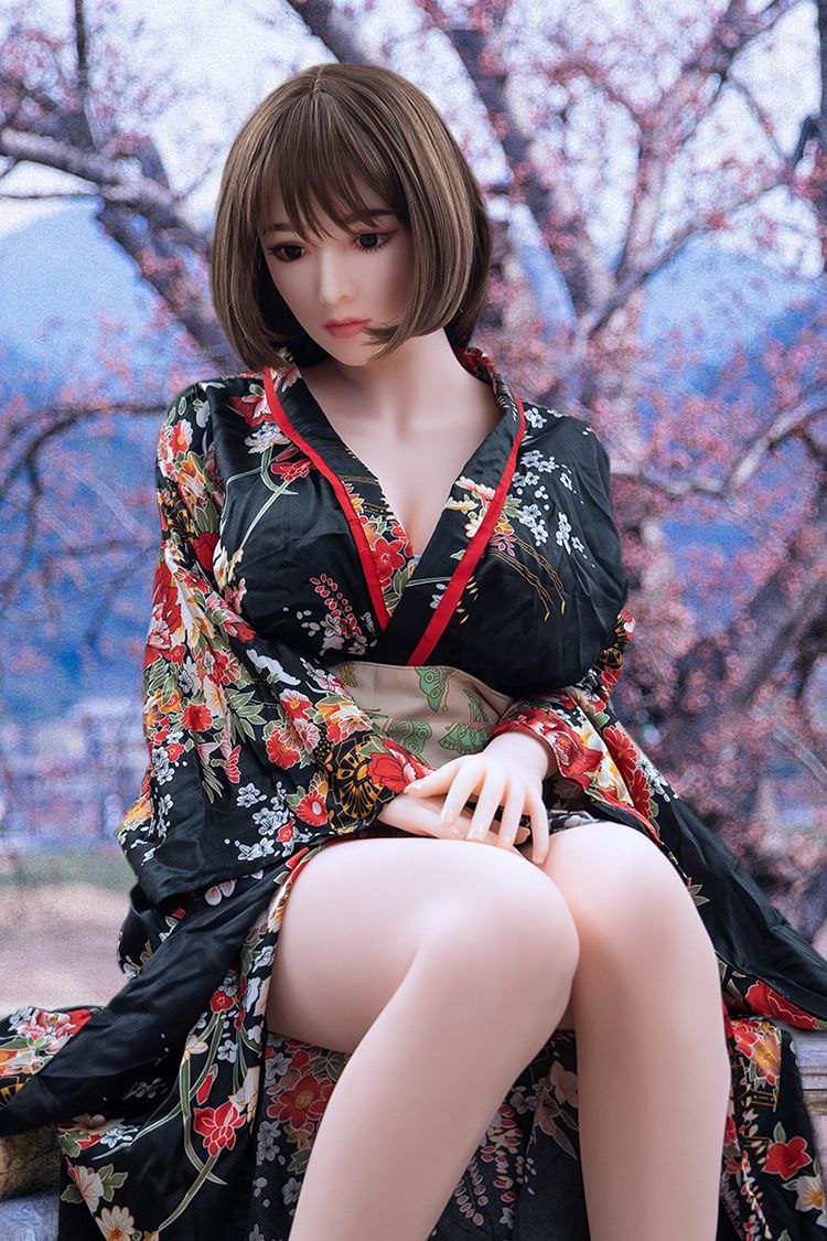 Misaki Asian busty babe/ sex doll