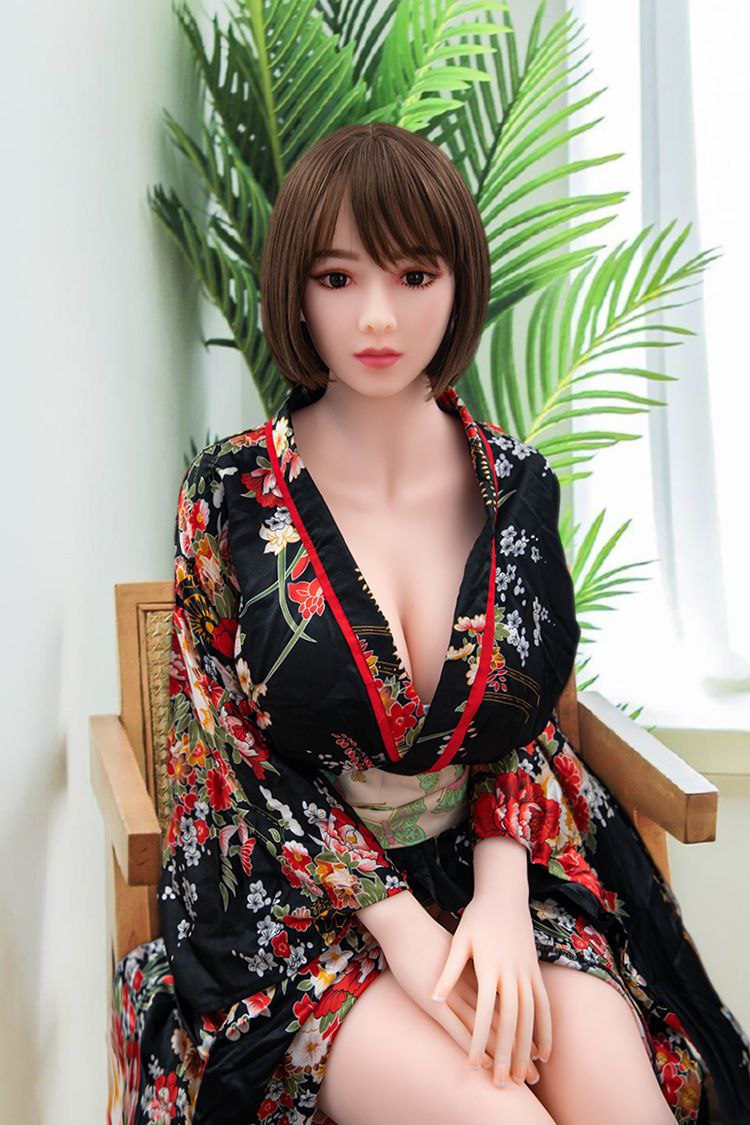 Misaki Asian busty babe/ sex doll